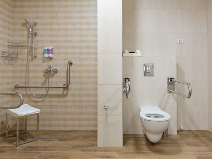Travaux salle de bain PMR